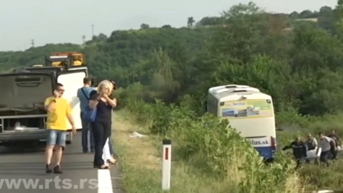 Five dead, 26 injured as bus carrying Slovakia tourists from Corfu veers off highway near Serbia's Aleksinac  