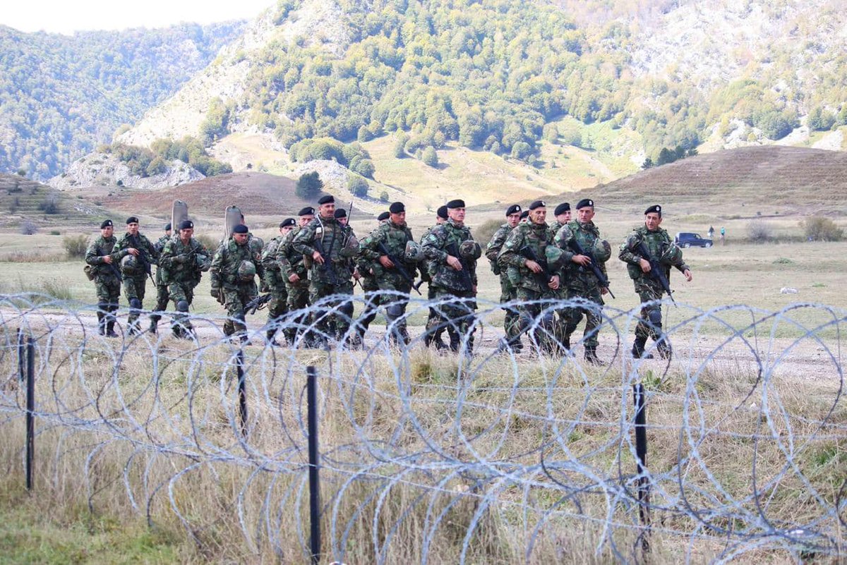 Land forces of the Albanian Armed Forces during its yearly exercise in the village of Biza. Pictures released by the Ministry.   