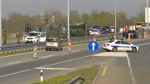 Road accident with Serbian Pansyr-S1 at Ostružnica bridge near Belgrade. In accident, missile fell out of the truck. One member of the Serbian Army was slightly injured in the accident, the Ministry of Defense announced. 