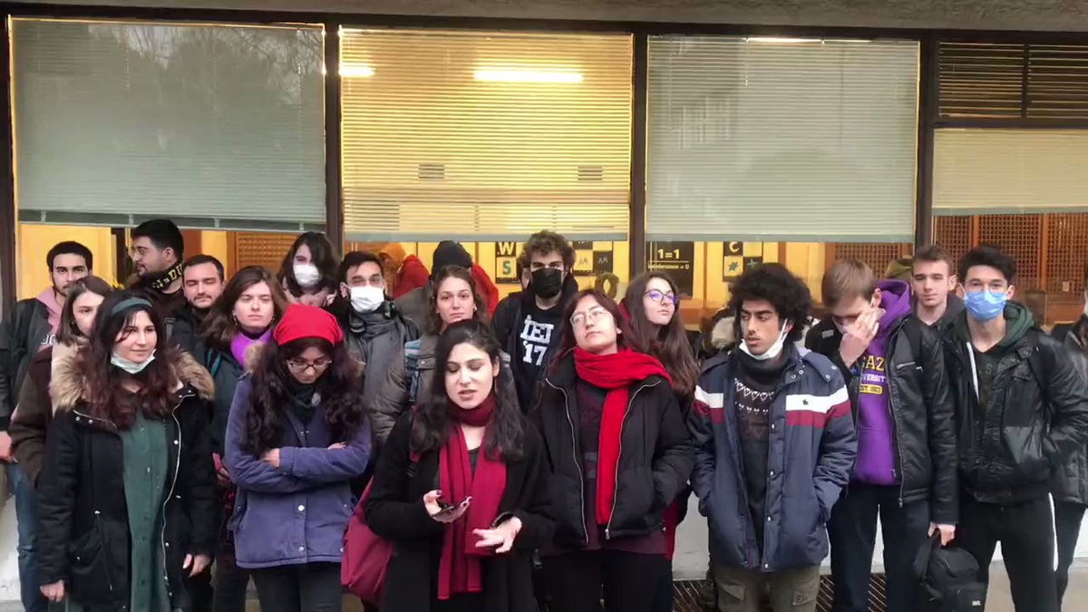 While the students were holding a forum at Boğaziçi University, a large number of detention vehicles were brought in front of the campus gate. Students made a statement after the forum: We will build the path to the life we deserve together.