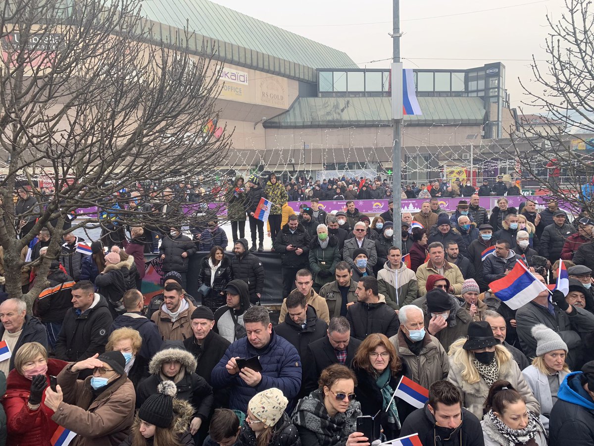 A large number of citizens with Republika Srpska flags on the Square