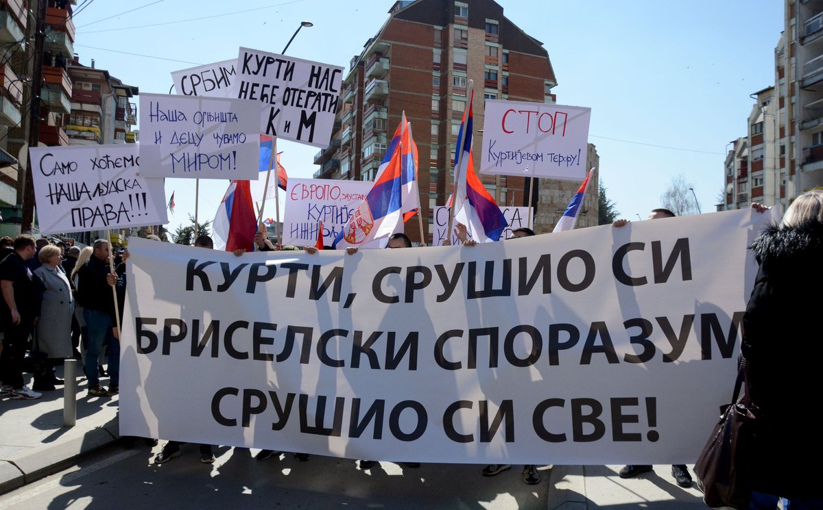 Protests of Serbs were held in Kosovska Mitrovica and Gracanica 