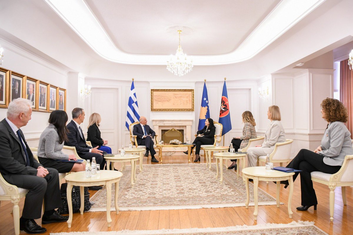 President of Kosovo: Great meeting with FM @NikosDendias to discuss recent developments, dialogue with Serbia & Kosovo relations.   I reaffirmed our strong commitment to strengthening our excellent cooperation & readiness to continue close coordination in advancing Kosovo's Euro-Atlantic integration