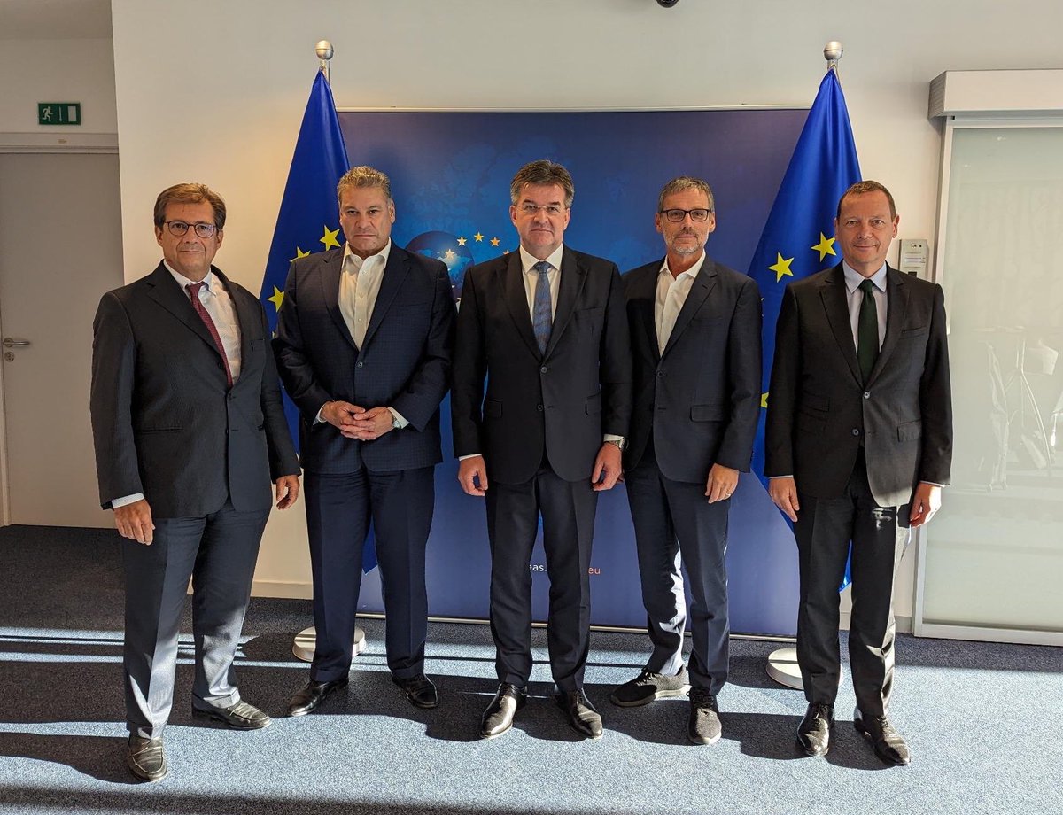 Miroslav Lajcak: Intense and very substantial consultations with Chief diplomatic advisers Bonne, Plötner, Talo and DAS Escobar. We discussed the next steps in the implementation of the Agreement on the Path to Normalisation and the situation in the north of Kosovo. Grateful for the full support