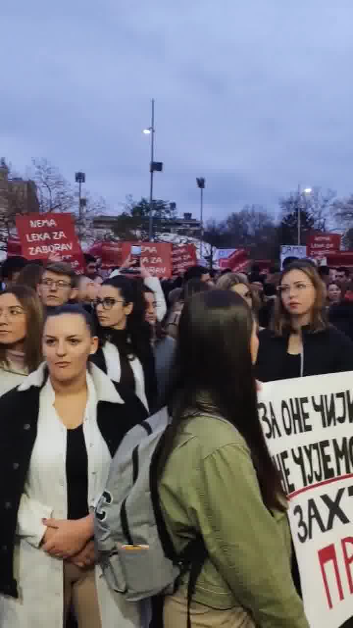 Tıp Fakültesi'ne abluka başladı