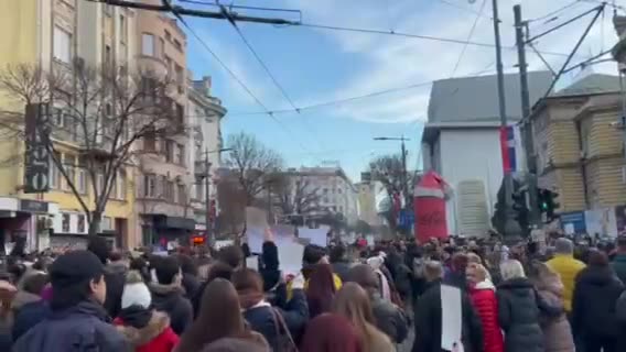 Students, farmers, citizens come to protest at Slivija in Belgrade