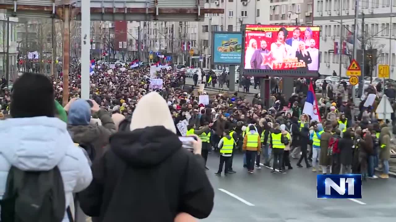 The students headed from the Palace of Justice to Gazela. In the second phase of the rally, it is planned to block the motorway in the direction of New Belgrade, and in the third, to block the direction of Autokomanda. Then comes the finalization of the blockade of the entire Mostar Interchange