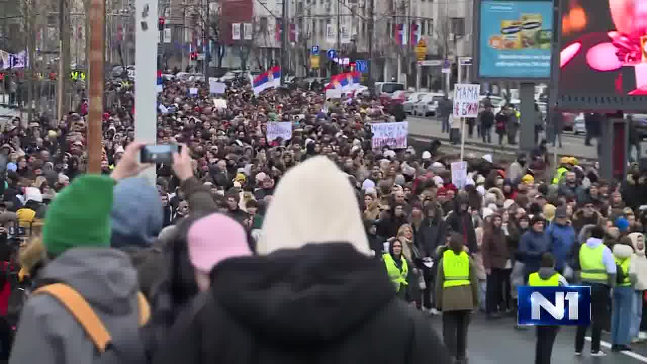 The students headed from the Palace of Justice to Gazela. In the second phase of the rally, it is planned to block the motorway in the direction of New Belgrade, and in the third, to block the direction of Autokomanda. Then comes the finalization of the blockade of the entire Mostar Interchange