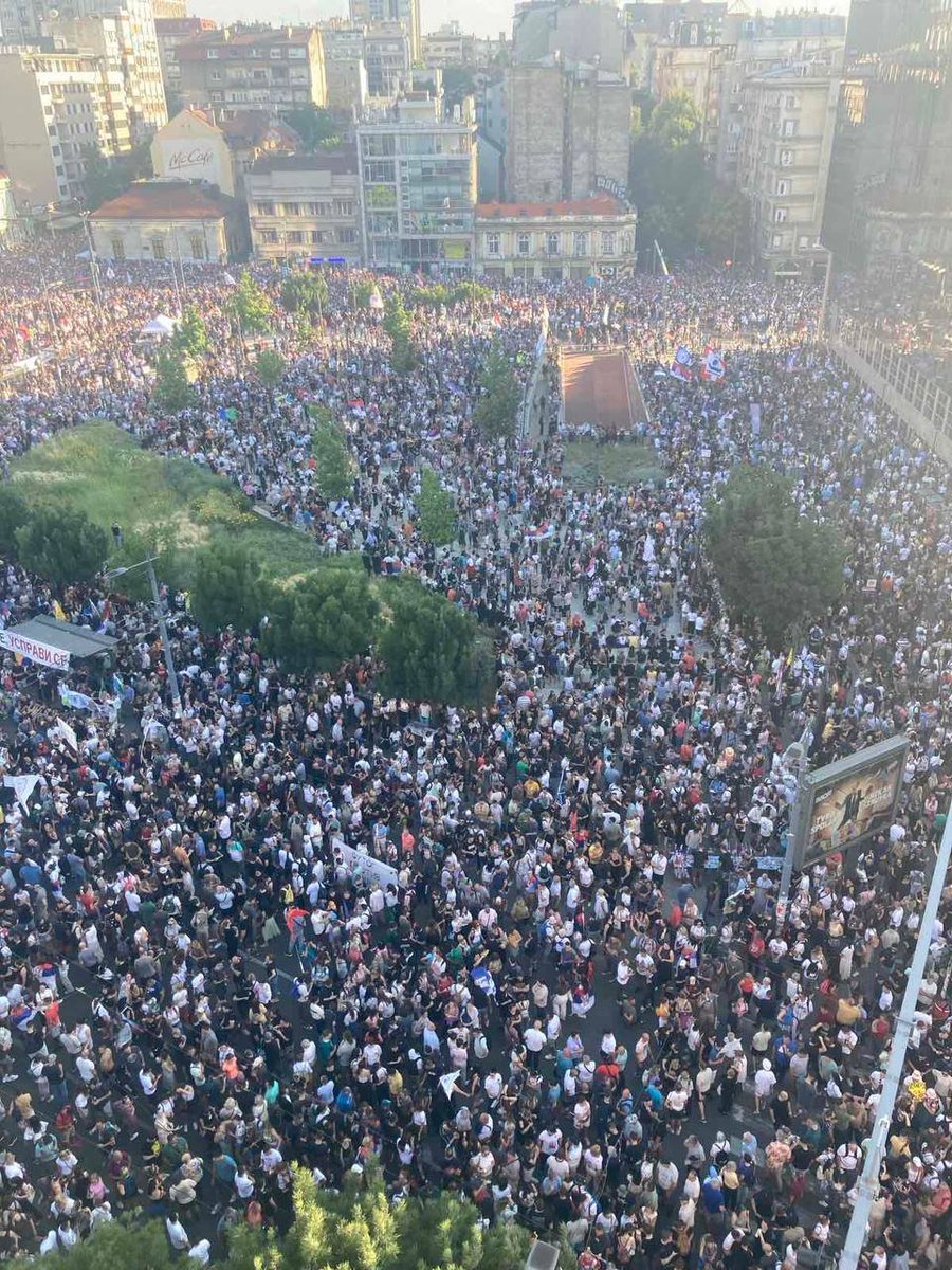 Mass protests in Belgrade Serbia: Tens of thousands demanding snap elections. 