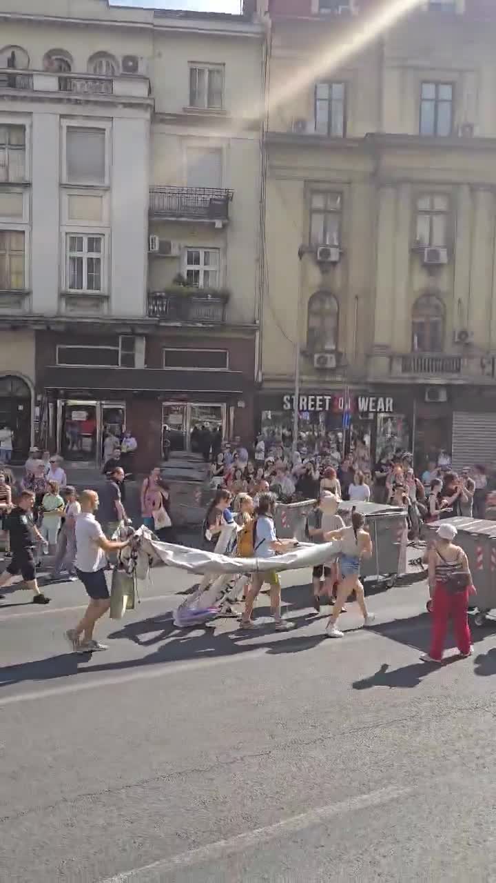 Blockades across Serbia: Terazije tunnel 