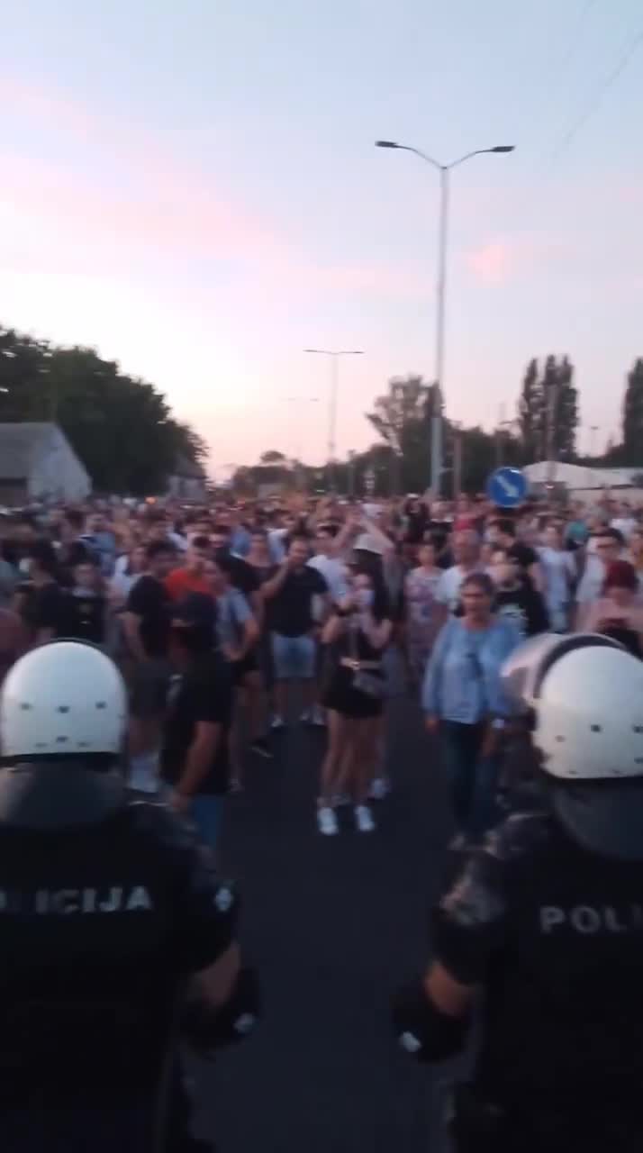 Pančevo is blocked by protesters