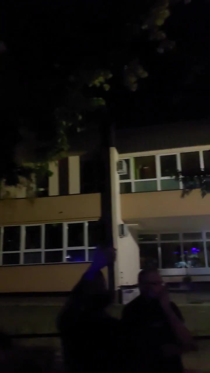 Protesters came to SNS office in Krusevac