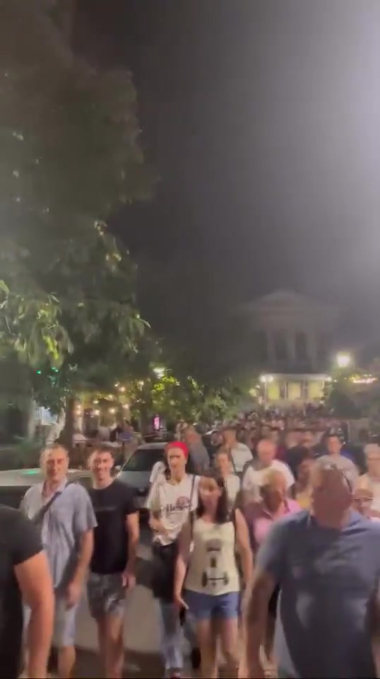 Rally in Kragujevac has started