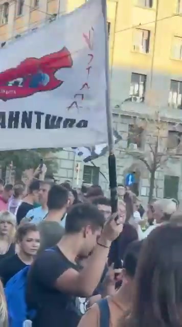 Protest High School Students Remember today. Belgrade Remembers. For 16 victims of corruption in Novi Sad