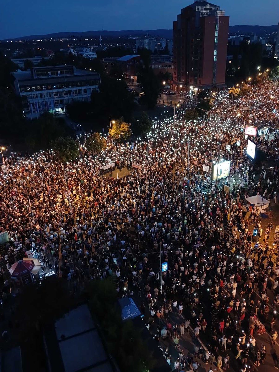 Այսօր երեկոյան Նովի Սադում կառավարության դեմ բողոքի մեծ ցույց է անցկացվելու