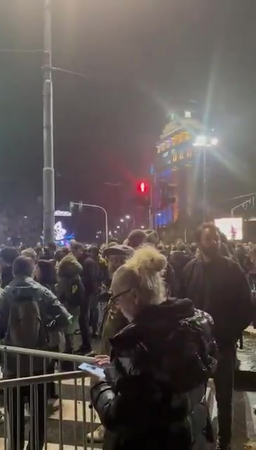 Live in front of the Serbian Parliament: Second day of Dijana Hrka's hunger strike