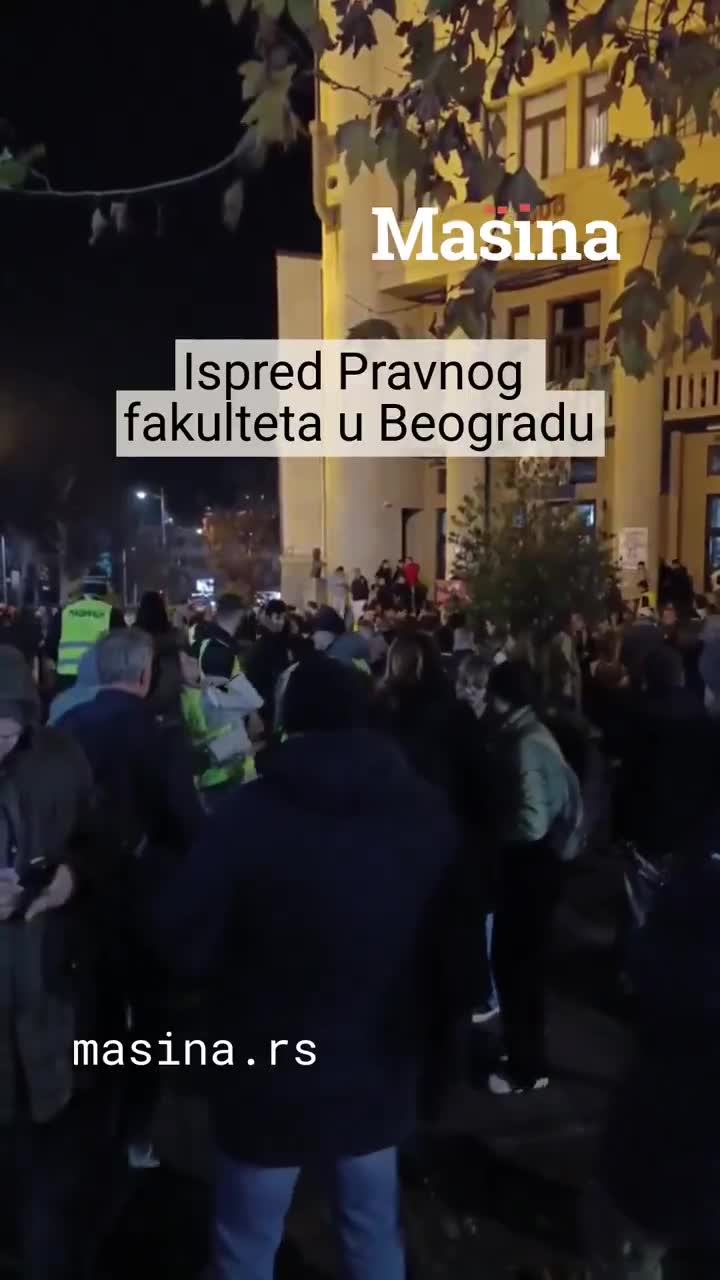 The 365 Days of Seeking Justice protest begins in front of the Faculty of Law in Belgrade