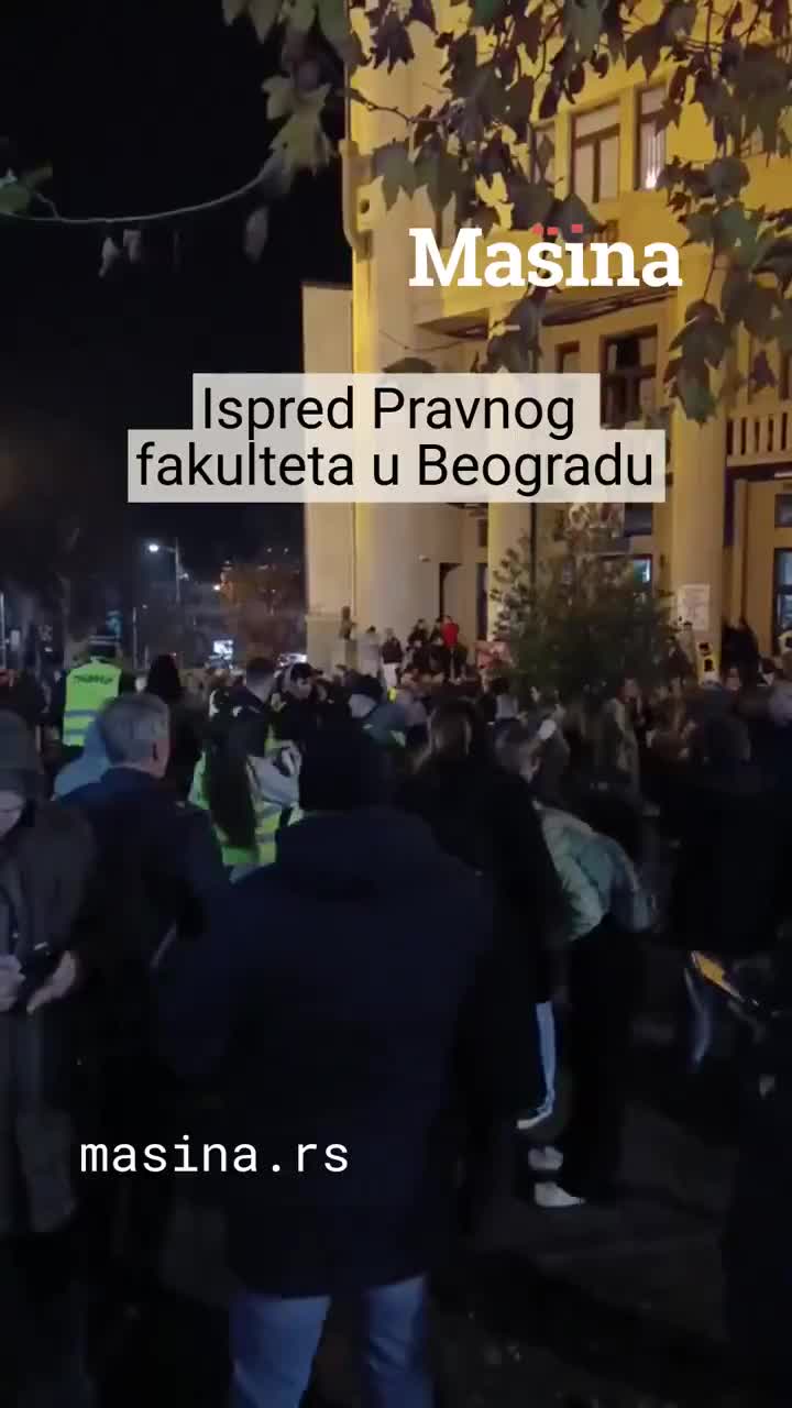 The 365 Days of Seeking Justice protest begins in front of the Faculty of Law in Belgrade