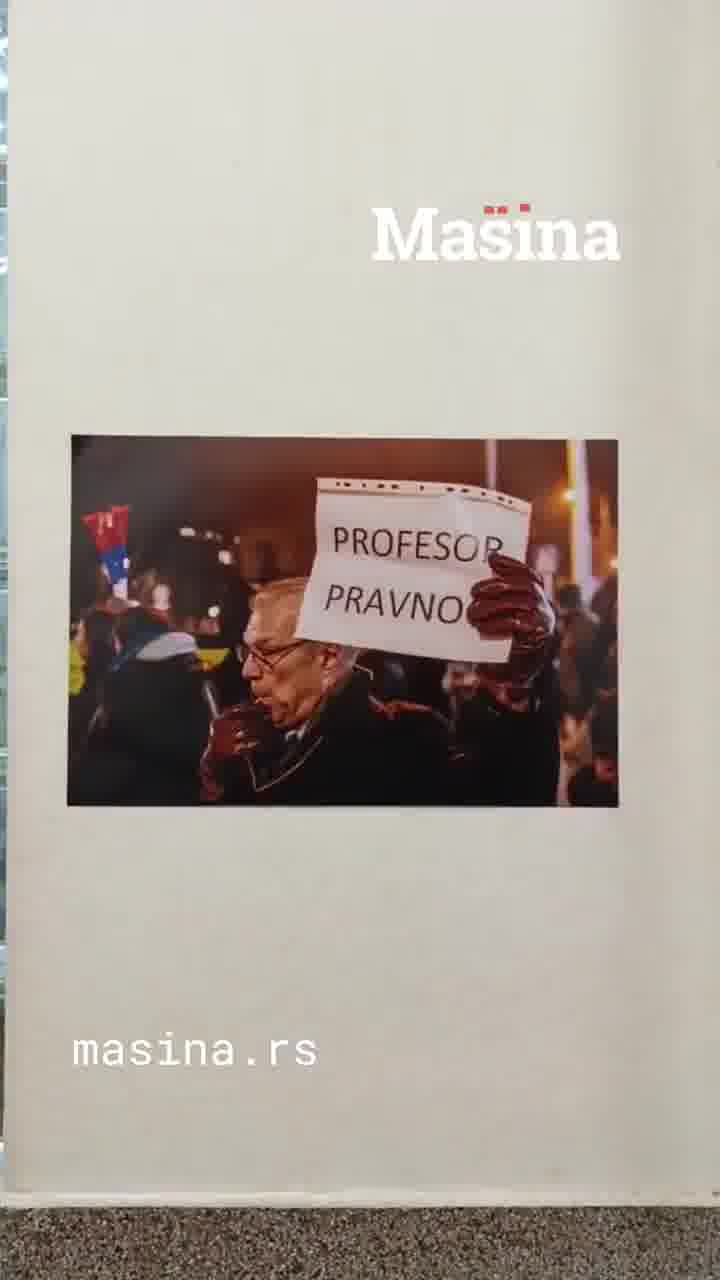 A protest called by students of the Faculty of Law in Belgrade, 365 Days of Seeking Justice, will soon begin. The protest was announced as a retrospective of everything that students of that faculty have been through over the past year. There is also an exhibition inside the faculty