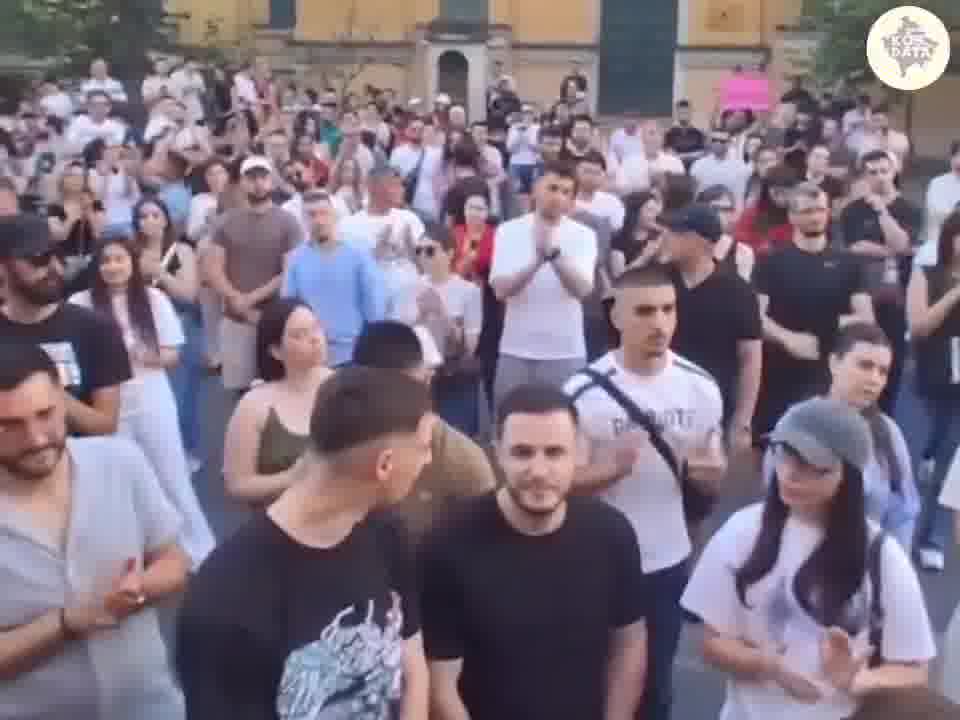 Thousands of people took part in the 2nd day of protests in Tirana against the Zvernec investment, linked to Jared Kushner and Qatari investors. Protesters chanted, Albania is only for Albanians and Death to the traitors. Conservative groups also joined the protest; They protested against the new protocol which allows free hormone therapy for transgender people