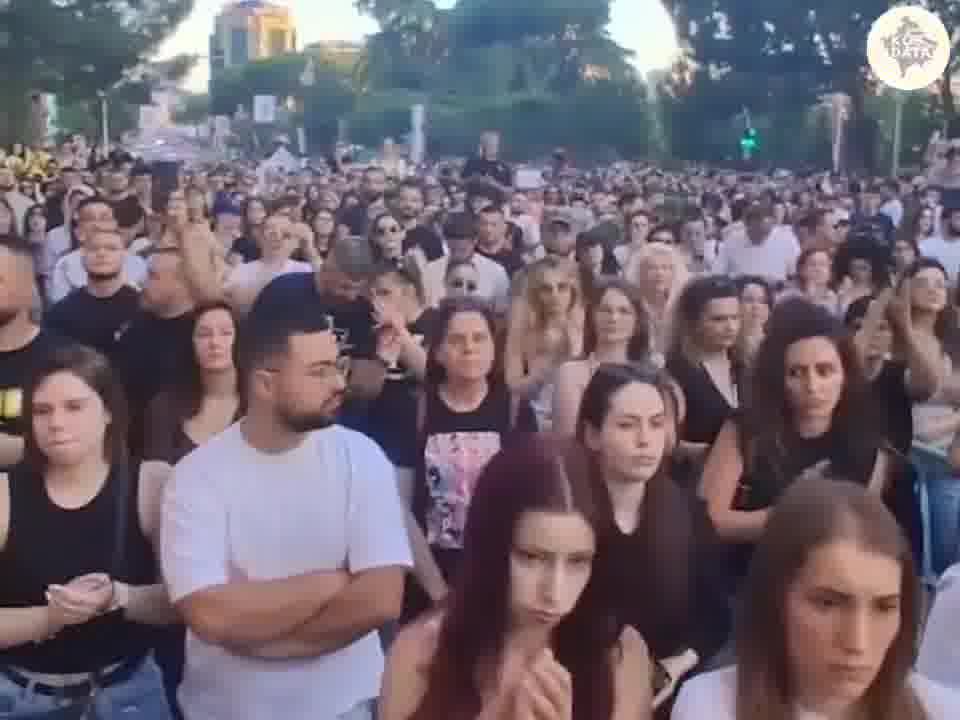 Thousands of people took part in the 2nd day of protests in Tirana against the Zvernec investment, linked to Jared Kushner and Qatari investors. Protesters chanted, Albania is only for Albanians and Death to the traitors. Conservative groups also joined the protest; They protested against the new protocol which allows free hormone therapy for transgender people