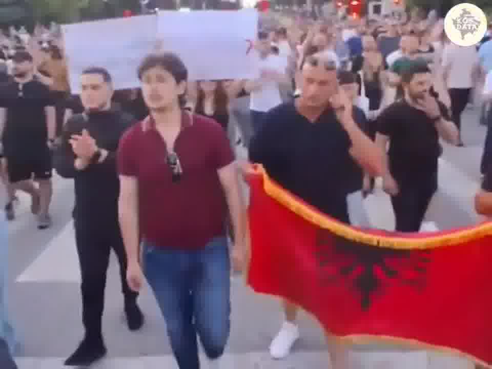 Thousands of people took part in the 2nd day of protests in Tirana against the Zvernec investment, linked to Jared Kushner and Qatari investors. Protesters chanted, Albania is only for Albanians and Death to the traitors. Conservative groups also joined the protest; They protested against the new protocol which allows free hormone therapy for transgender people