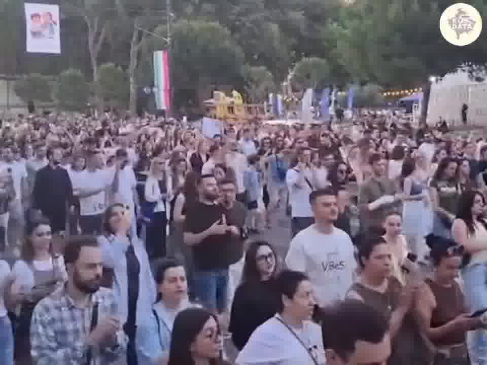 Thousands of people took part in the 2nd day of protests in Tirana against the Zvernec investment, linked to Jared Kushner and Qatari investors. Protesters chanted, Albania is only for Albanians and Death to the traitors. Conservative groups also joined the protest; They protested against the new protocol which allows free hormone therapy for transgender people